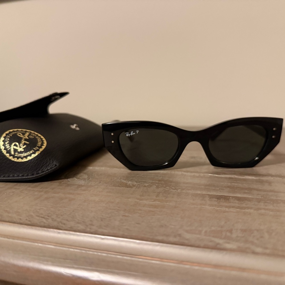 Ray-Ban Glossy Black Square Sunglasses